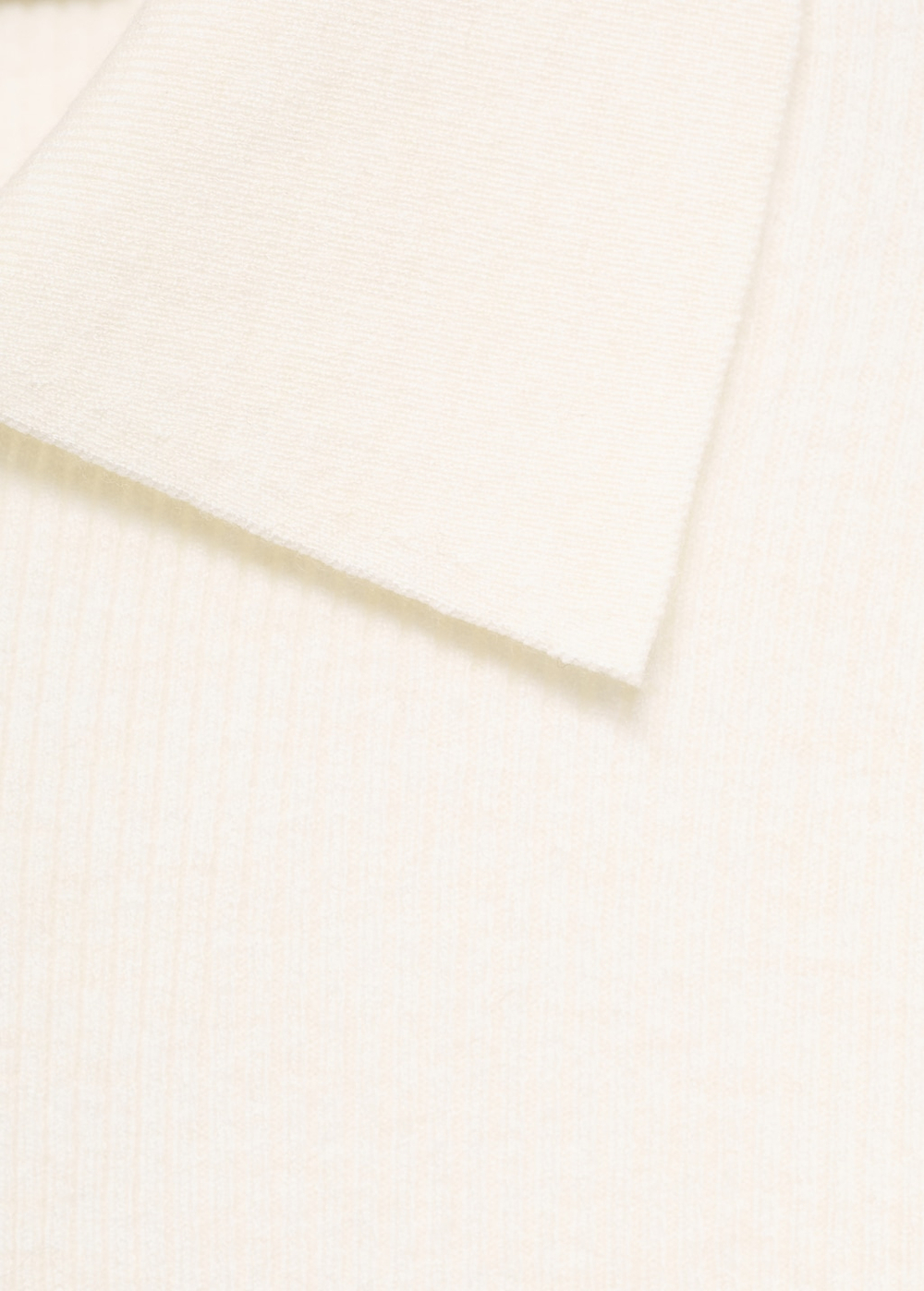 Джемпер в рубчик с воротником поло