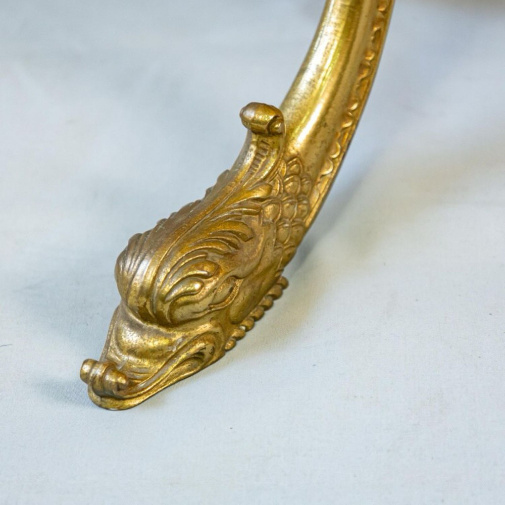 Винтажный журнальный столик