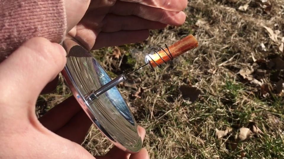 Зажигалка солнечная