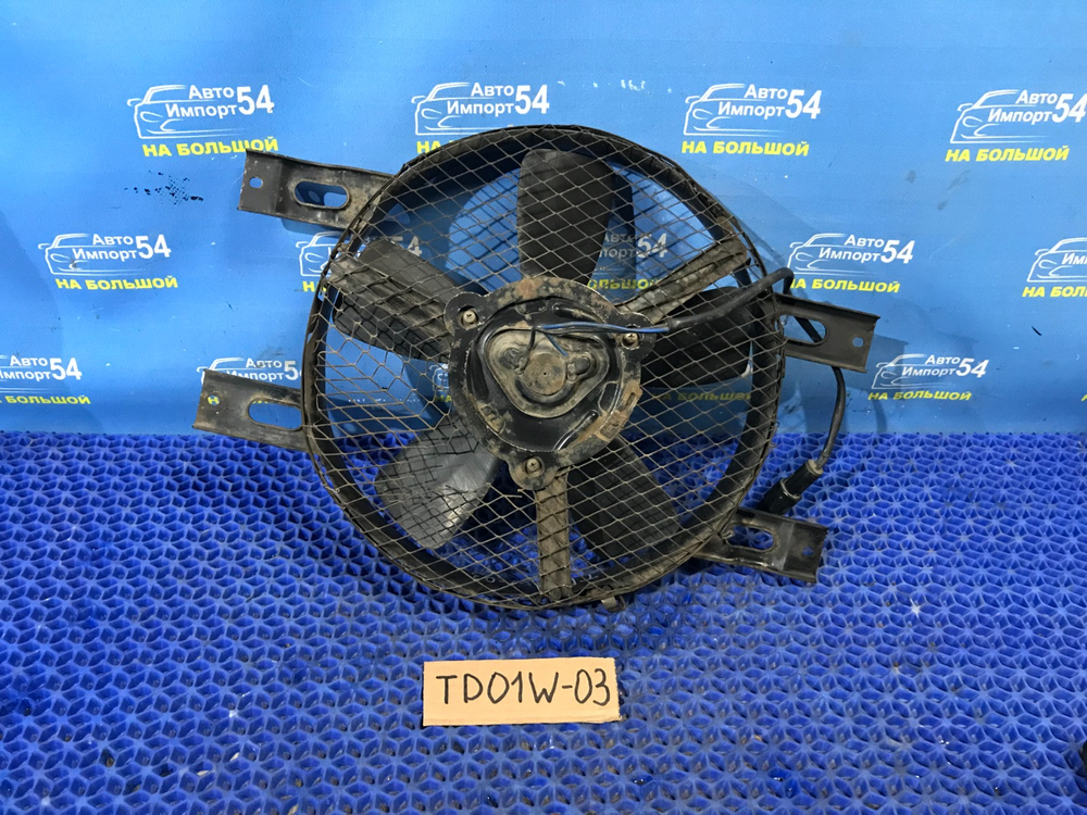 Диффузор радиатора кондиционера SUZUKI ESCUDO 1995