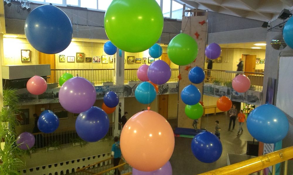 Оформление воздушными шарами презентаций и выставок