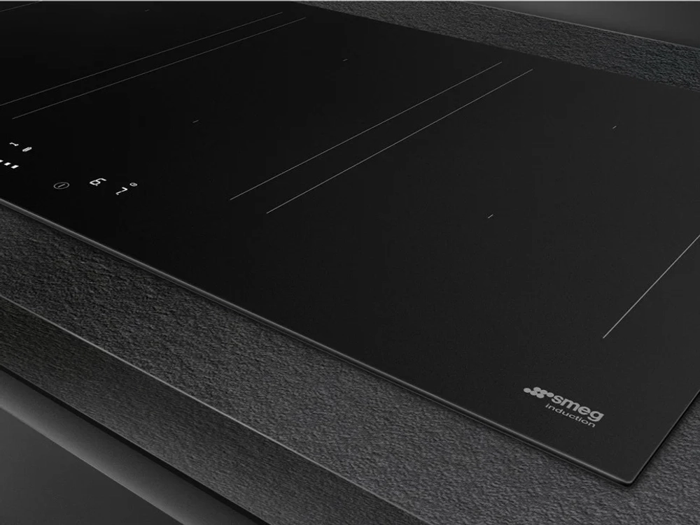 Встраиваемая индукционная варочная панель Smeg SIM3964N