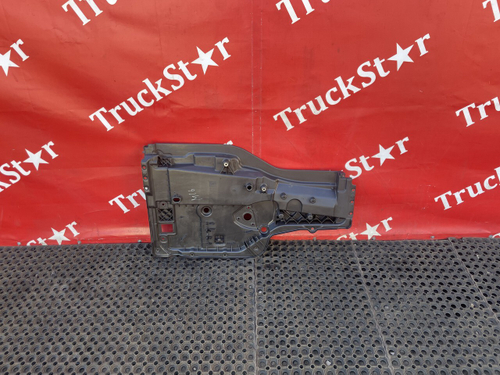 Кронштейн стеклоподъемника левый