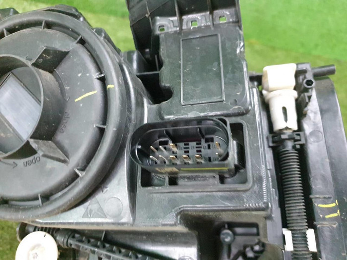 Фара левая Mercedes GLE V167 (18-24) Multibeam LED