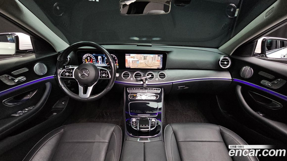Mercedes-Benz E-Class W213 E300 Avangarde (06.2020)