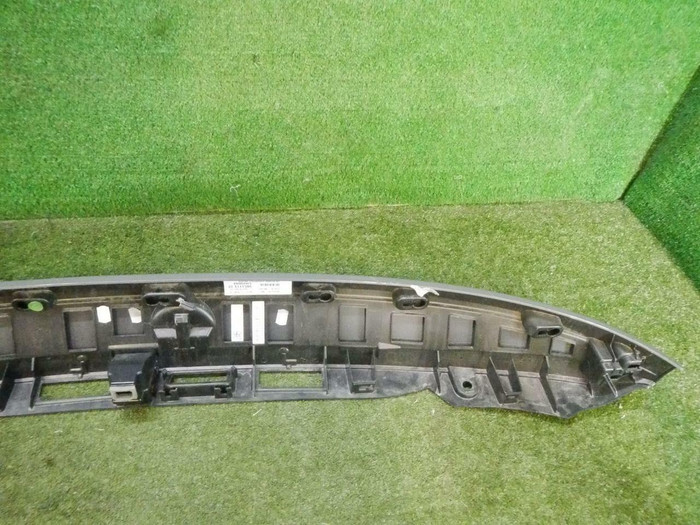 Накладка крышки багажника BMW 6er G32 (2017-н.в.)