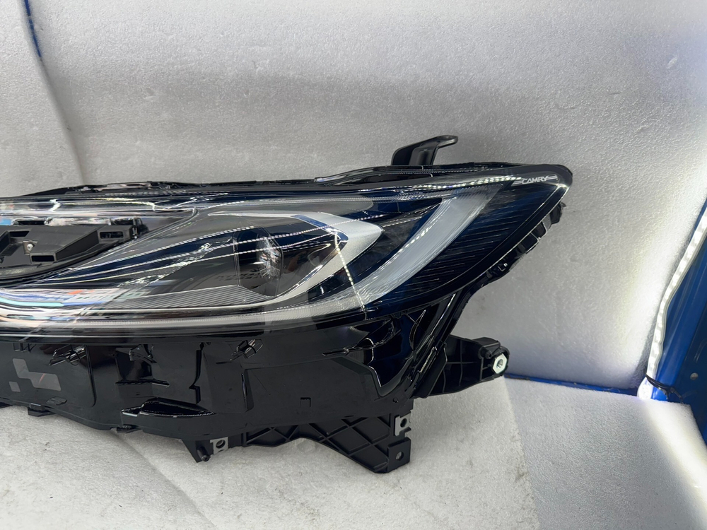 Передняя левая LED фара Toyota Camry 2024, оригинал,