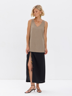 Удлиненный топ из льна с V-вырезом