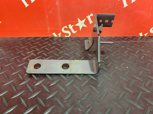 Кронштейн тормозной системы