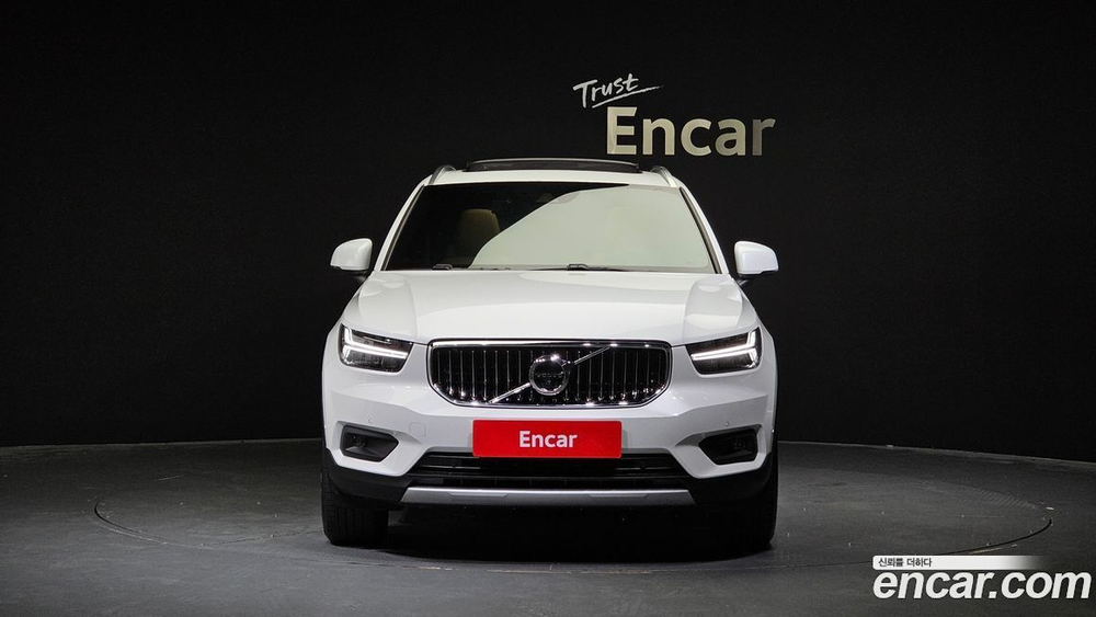 Volvo XC40 B4 Inscription (11.2021)