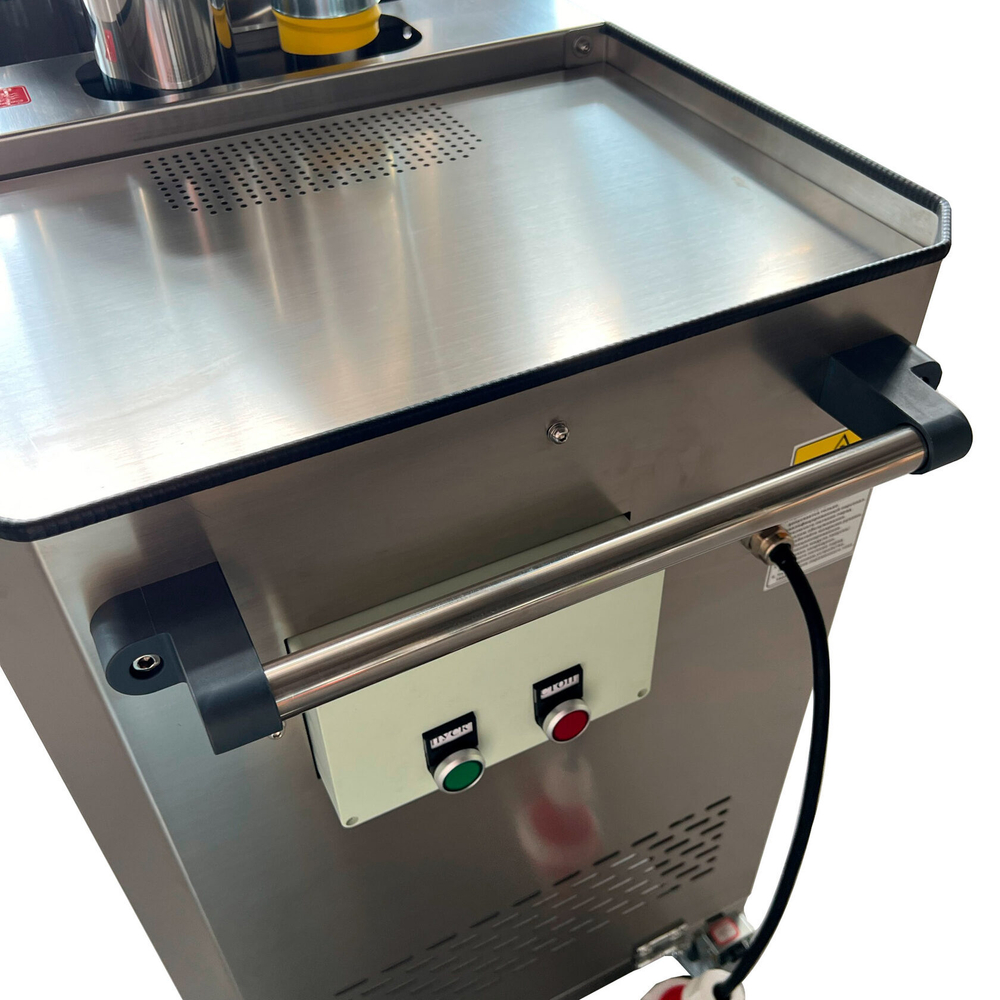 Пылесос индустриальный EVOline IVC 1100-30