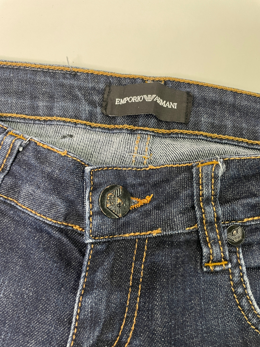 Джинсы Emporio Armani