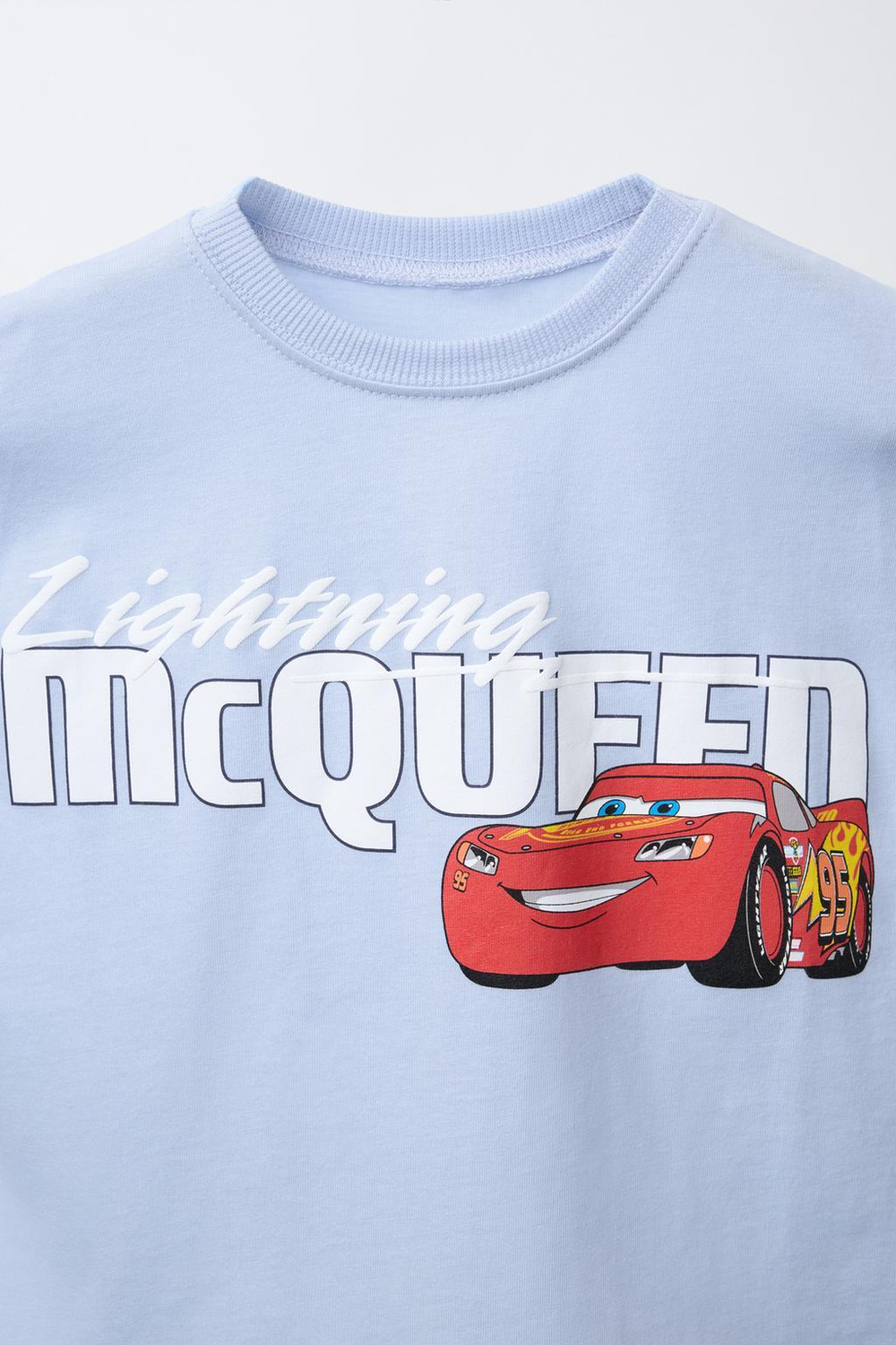 Комплект из футболки и шортов-джоггеров с принтом lightning cars mcqueen © disney
