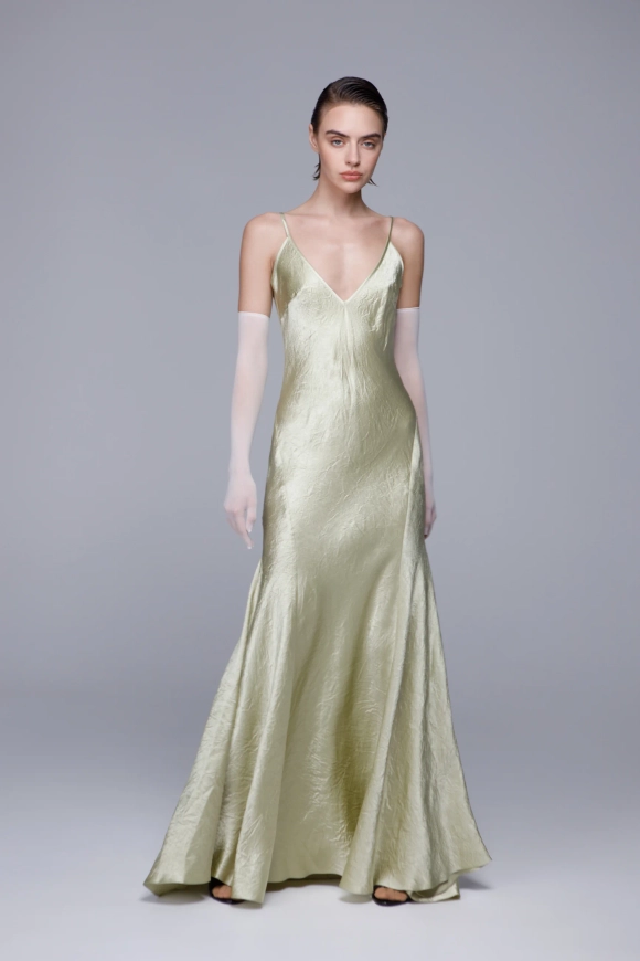 Комбинация из жатого атласа