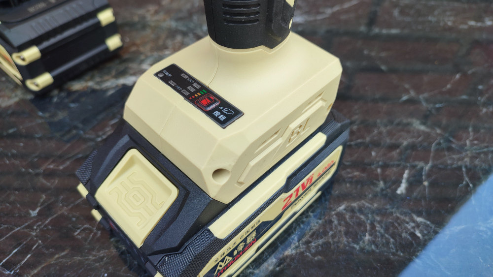 Аккумуляторная Сабельная пила Feng Bao FB-15-2