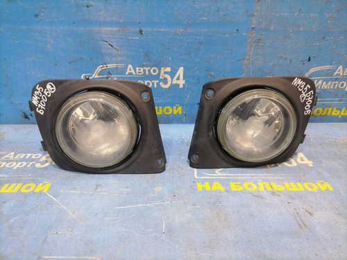 Туманка левая NISSAN STAGEA 2001-2004