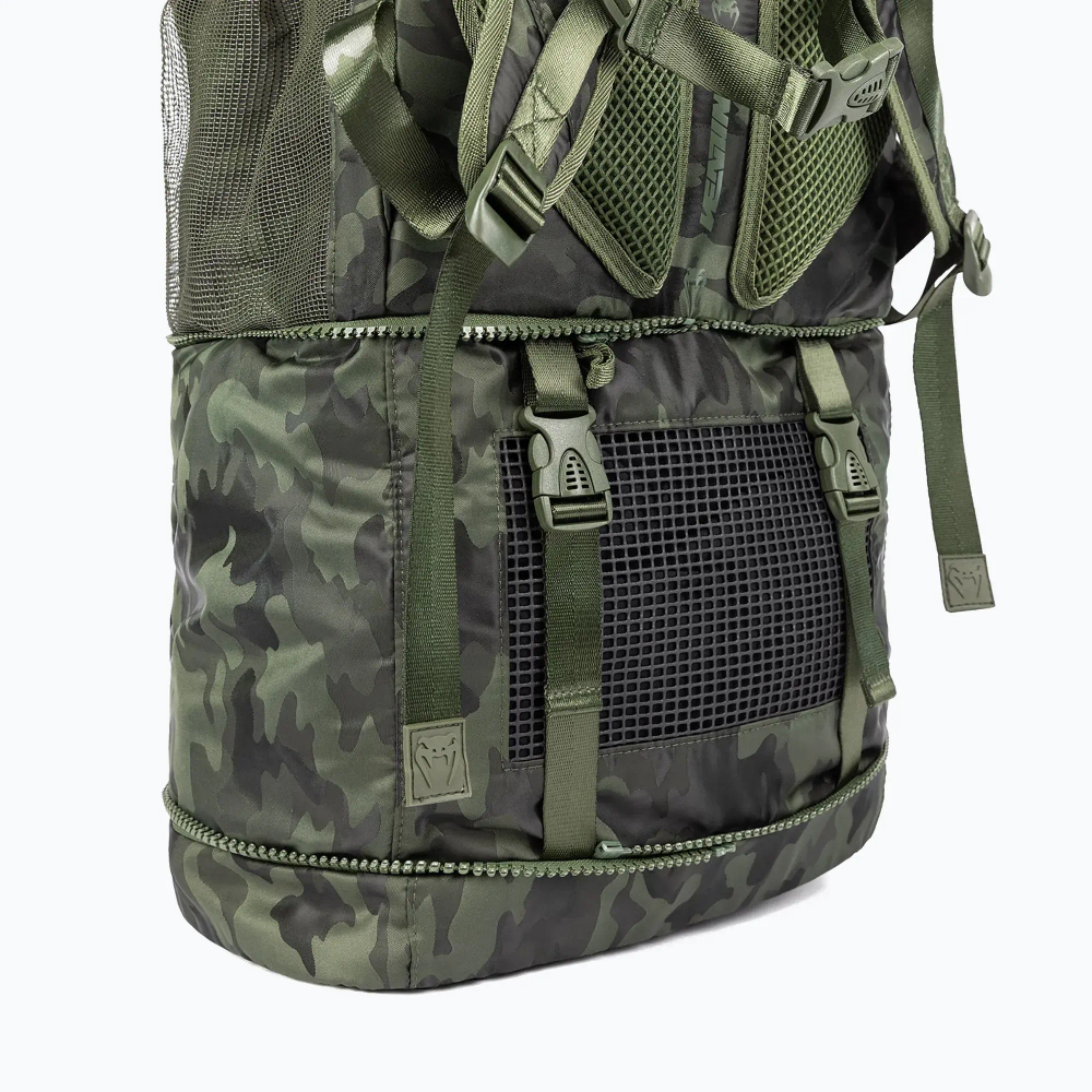 Рюкзак Venum Challenger Xtrem 63 l khaki camo