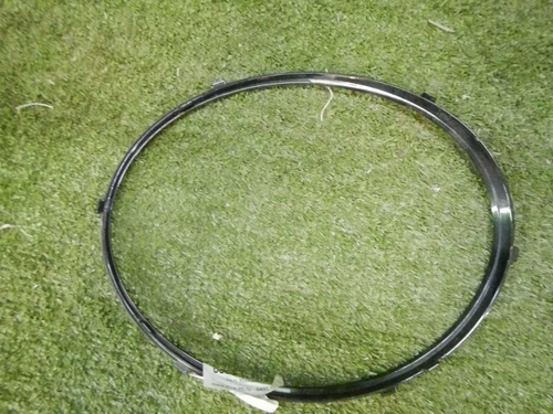 Накладка фары правая внутренняя Bentley Bentayga (2015-2020)