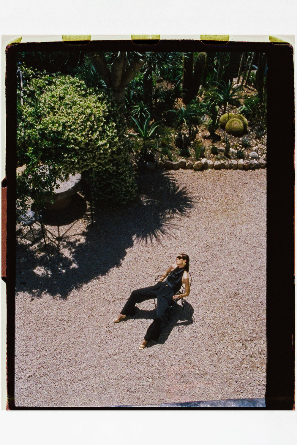 ZARA АТЛАСНЫЙ ТОП С ГОРЛОВИНОЙ ХАЛТЕР, ЧЕРНЫЙ