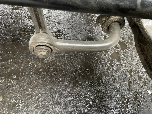 Стабилизатор передний