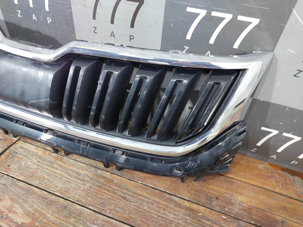 Решетка радиатора Skoda Kodiaq 16-22 Б/У Оригинал 565853653A