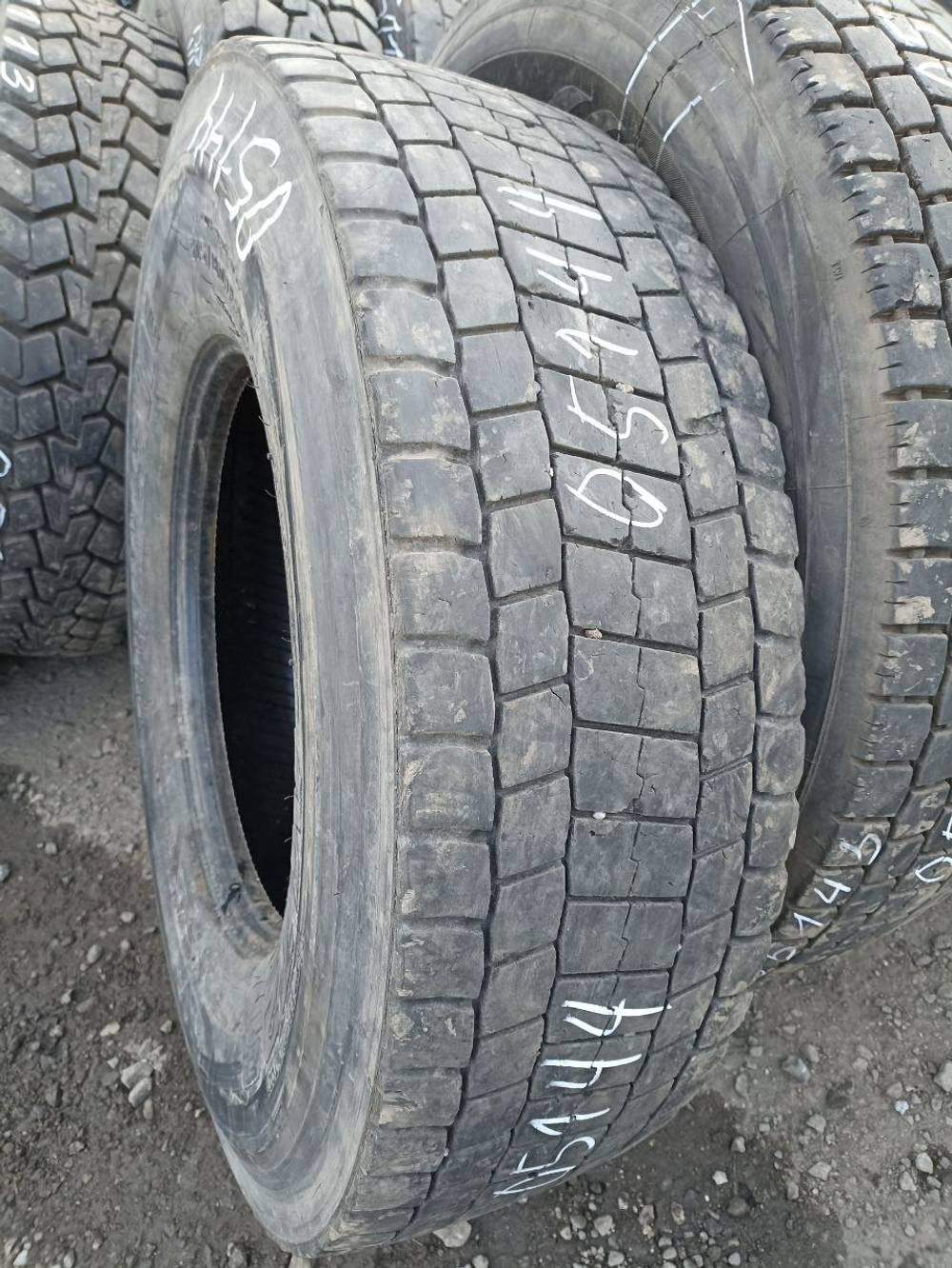 315/80R22.5 Bridgestone M729 шина б/у