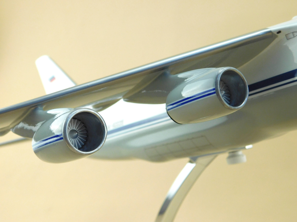 Модель самолета Ан-124-100 (М1:144, RA-82035)