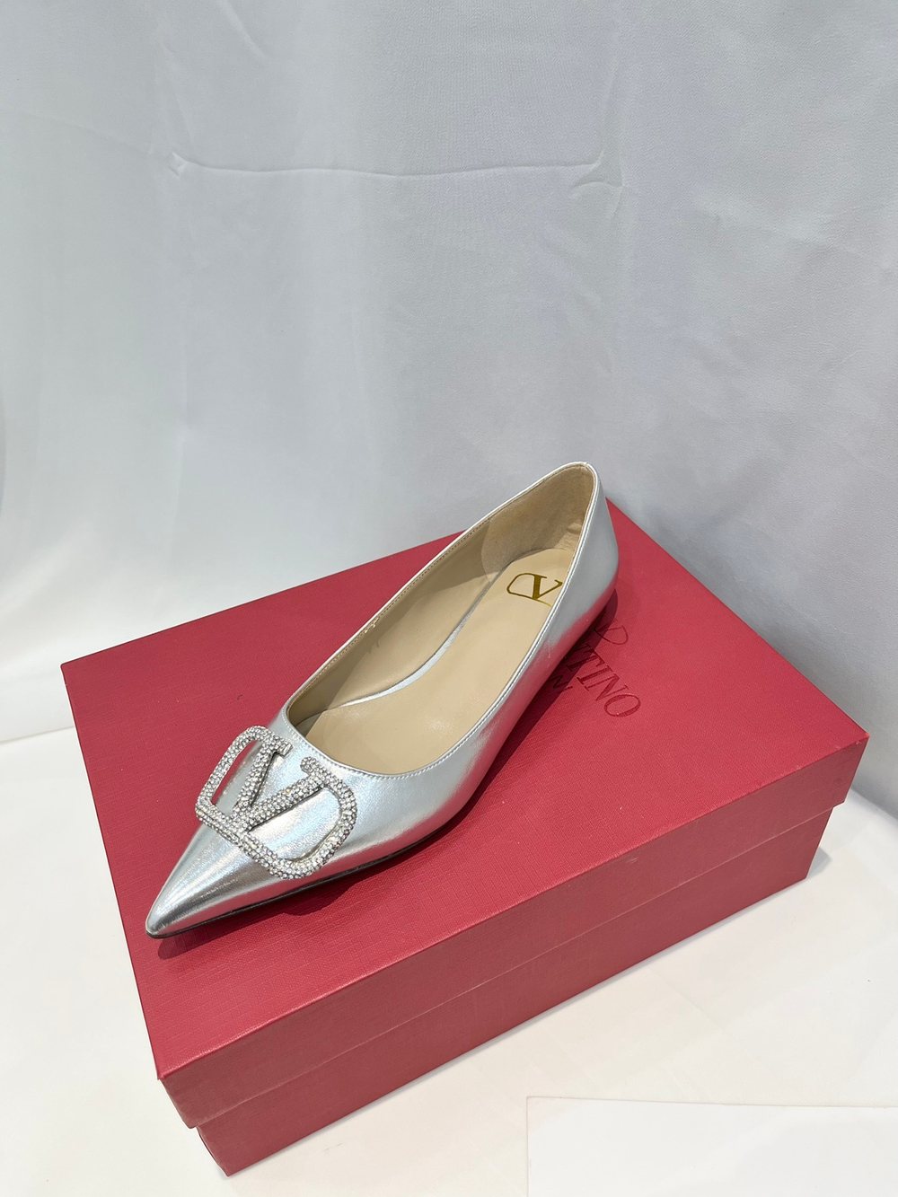 Valentino Vlogo Ballet Flat