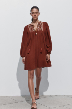 ZARА КОРОТКОЕ ПЛАТЬЕ С ВЫШИВКОЙ, ТЕРРАКОТОВЫЙ