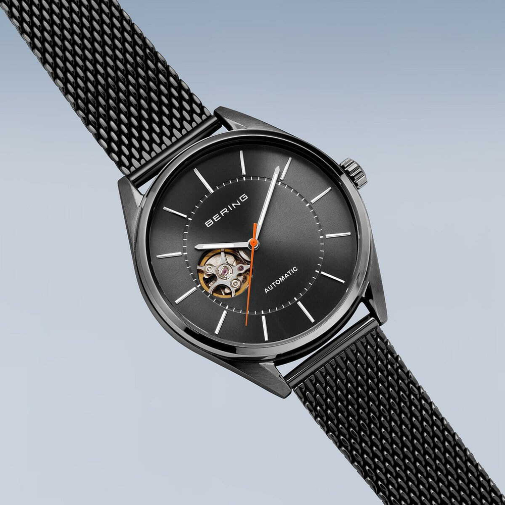 Наручные часы Bering 16743-377
