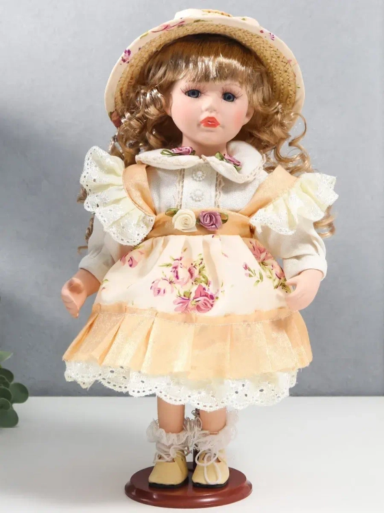 Кукла керамическая фарфоровая Алиса в платье 30 см