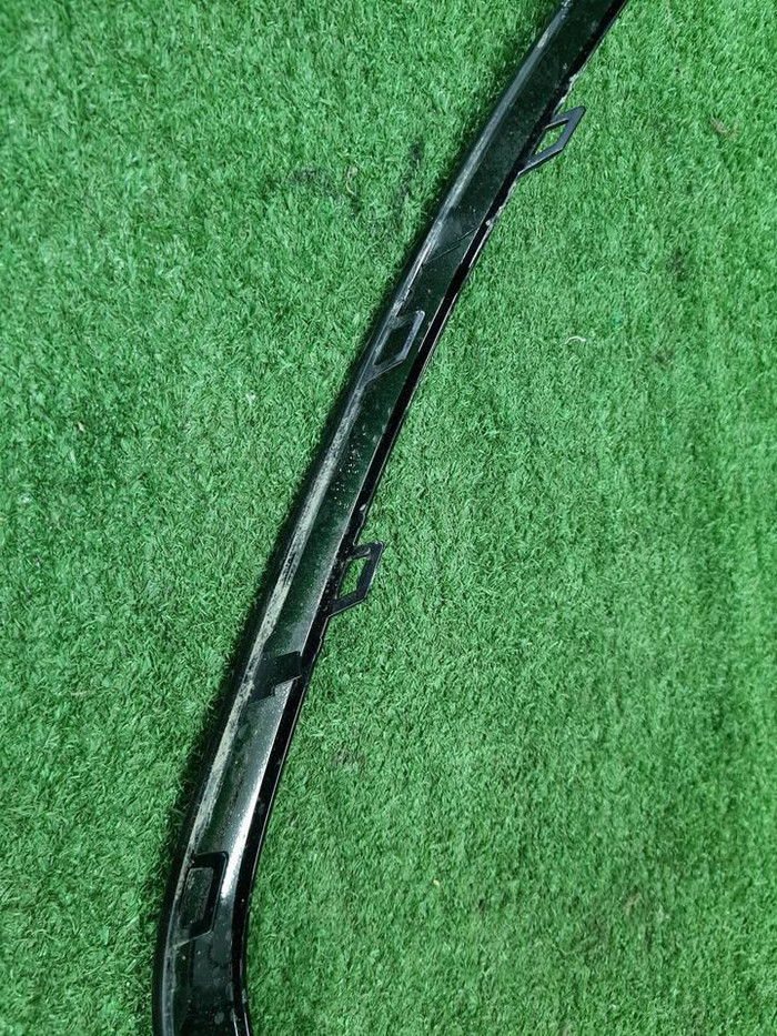 Молдинг бампера левый Mercedes GLS x167 19-23 AMG