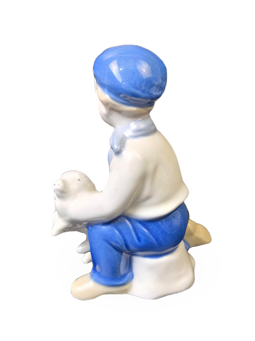 Фарфоровая статуэтка "Мальчик со свиньей" Wagner & Apel