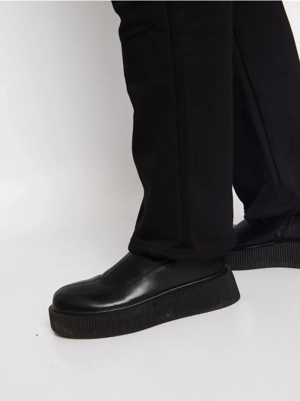 Спортивный костюм с капюшоном