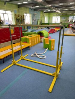 Брусья гимнастические параллельные "Звезда" - детские - в центре GymKids