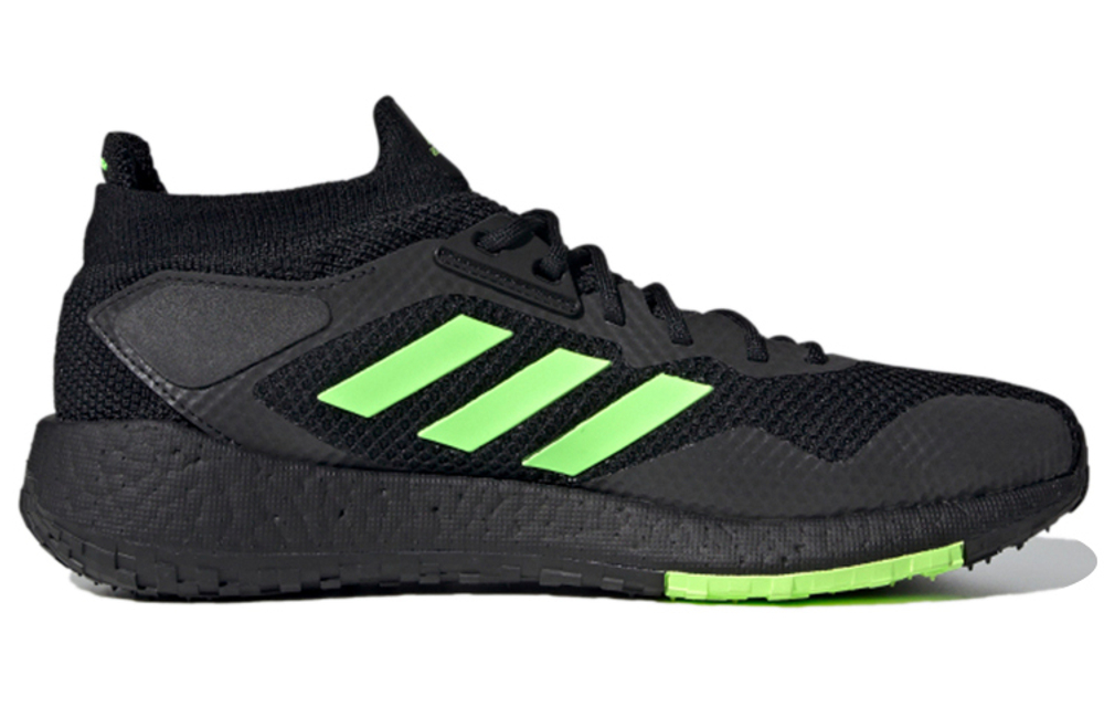 Кроссовки Adidas Pulseboost