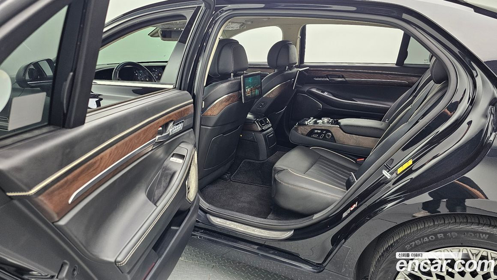 Genesis G90 3.8 AWD (12.2019)