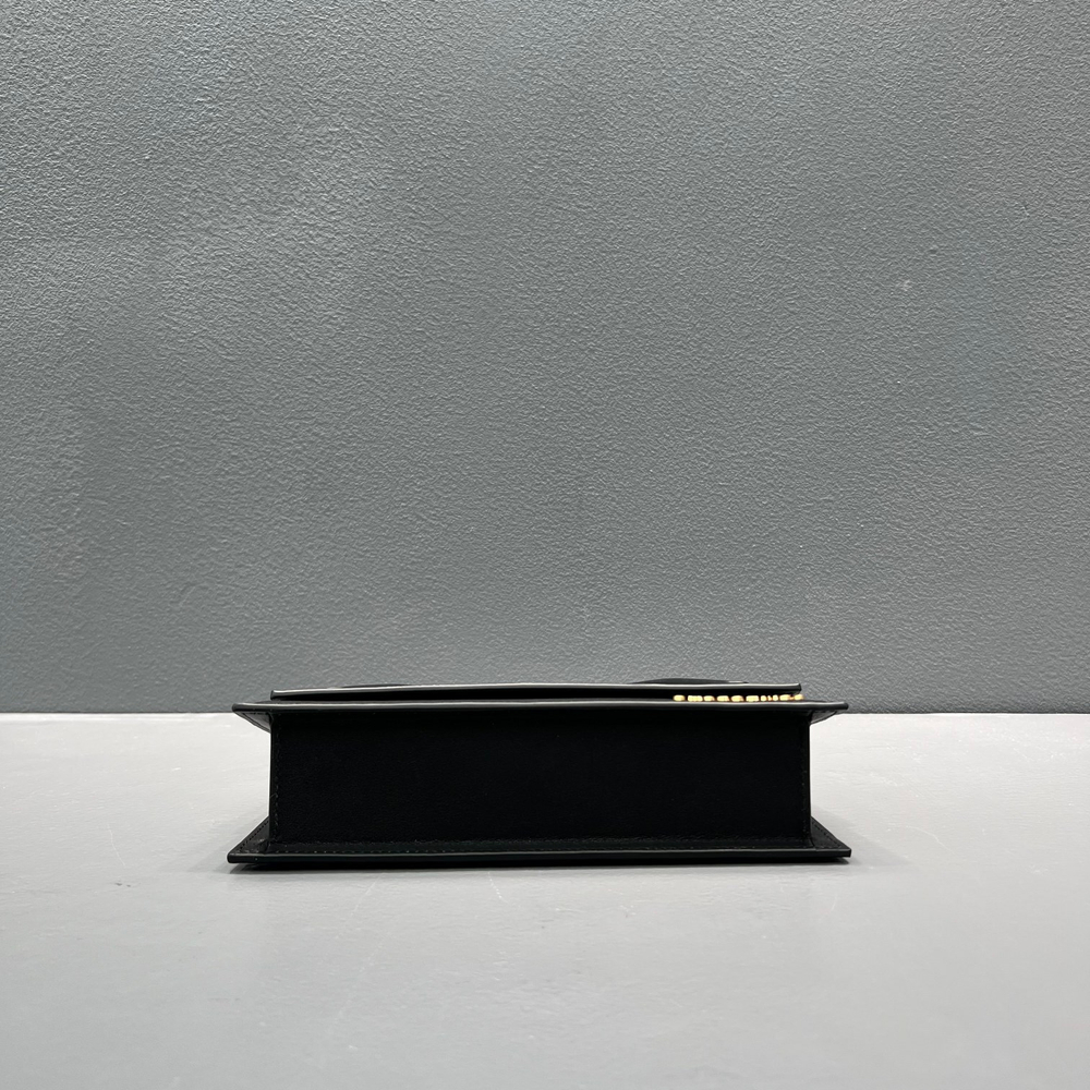Jacquemus Le Chiquito Long 22 cm