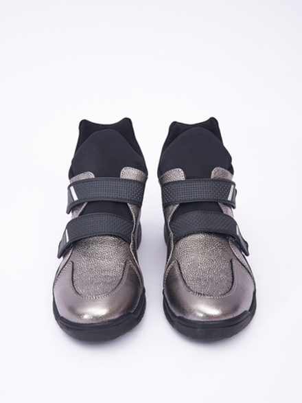 Высокие кроссовки на липучках