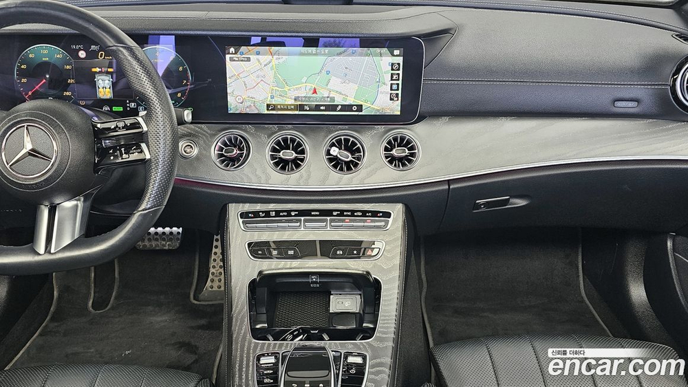 Mercedes-Benz E-Class W213 E450 4MATIC Cabriolet (03.2022)