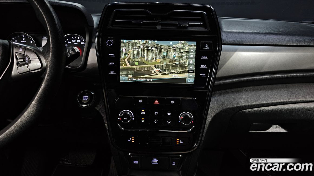 KG Mobility (Ssangyong) Very New Tivoli Дизель 1.6 2WD (05.2020)