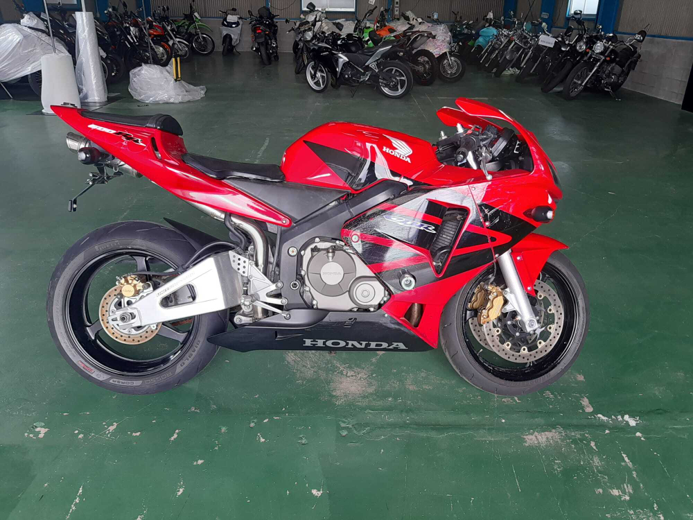 Honda CBR600RR 043064