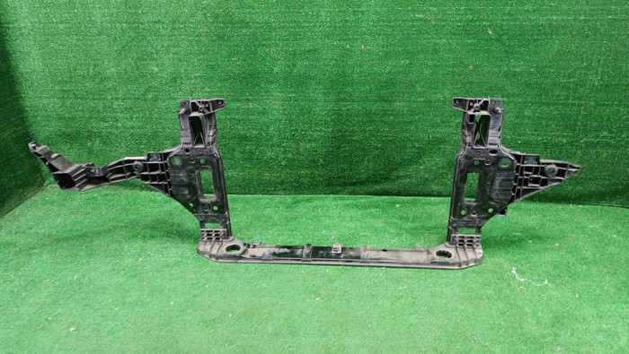 Панель передняя Genesis G70 (2017-2021)