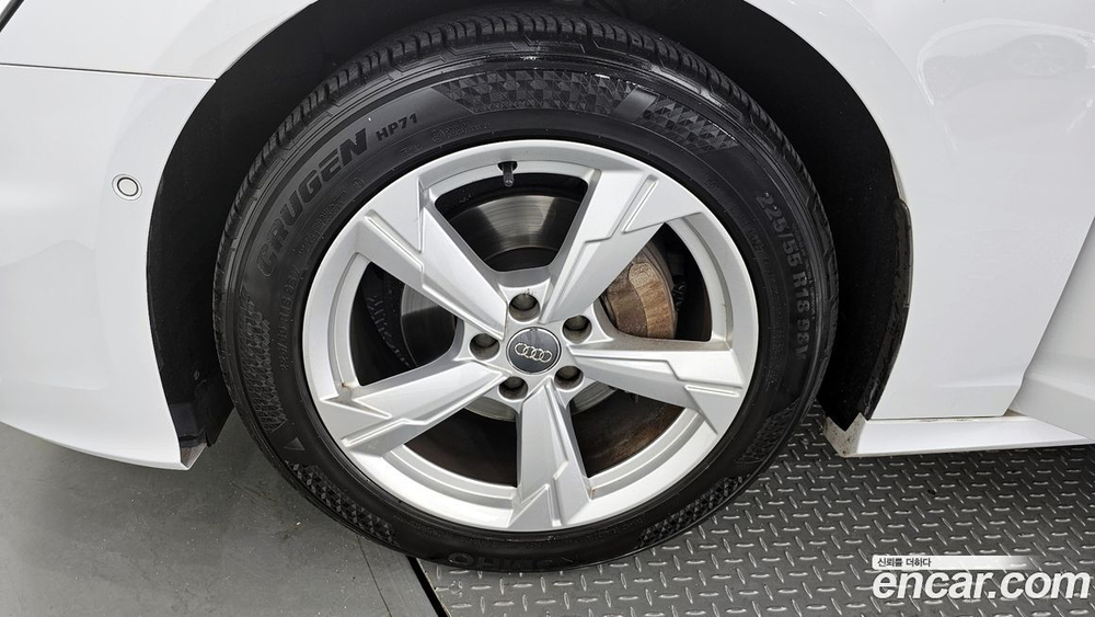 Audi A6 (C8) 40 TDI (11.2020)