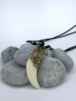 Амулет подвеска оберег Волчий Клык Зуб Волка талисман на шею