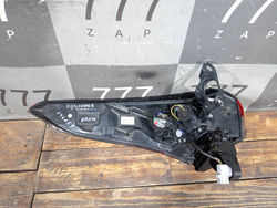 Фонарь задний правый Toyota Highlander 4 (U70) 19-нв Б/У Оригинал 815500E291