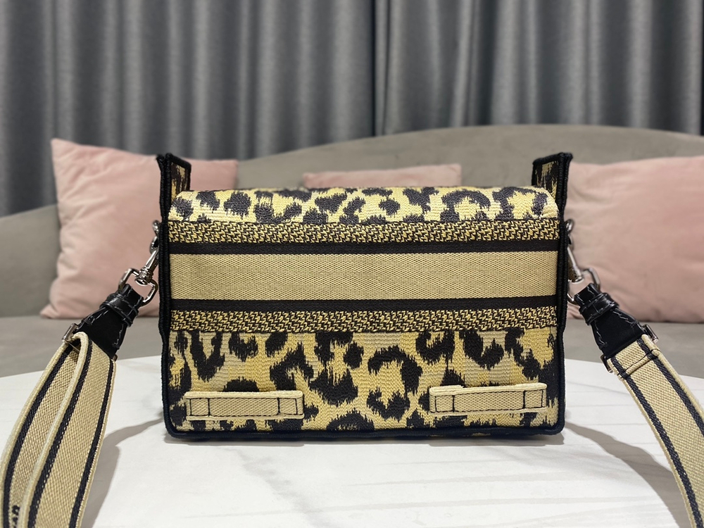 Christian Dior Diorcamp Bag 23 cm