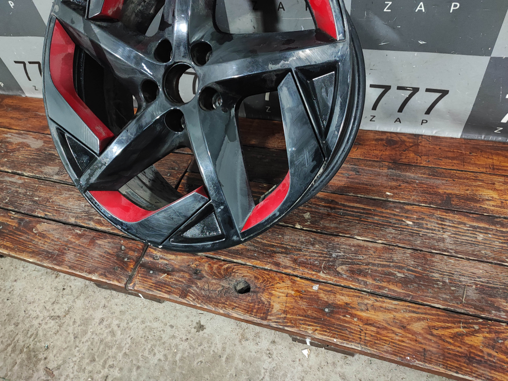 Диск колесный литой R18 Omoda C5 22-нв Б/У Оригинал 203000450AA