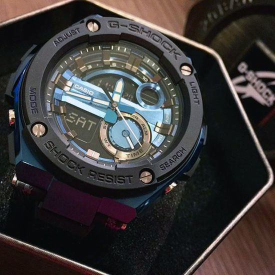 Наручные часы Casio G-Shock GST-200CP-2A