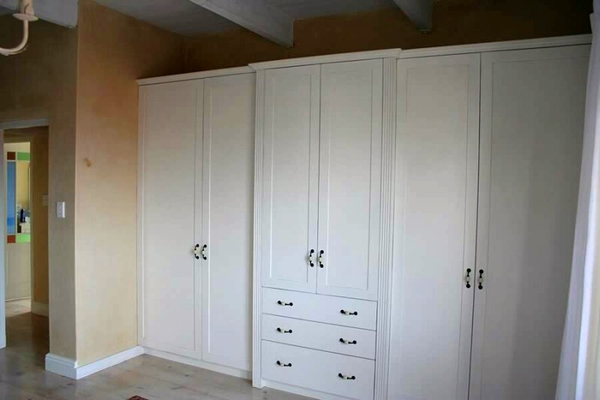 ШКАФЫ НА ЗАКАЗ ЛЮБОГО  РАЗМЕРА